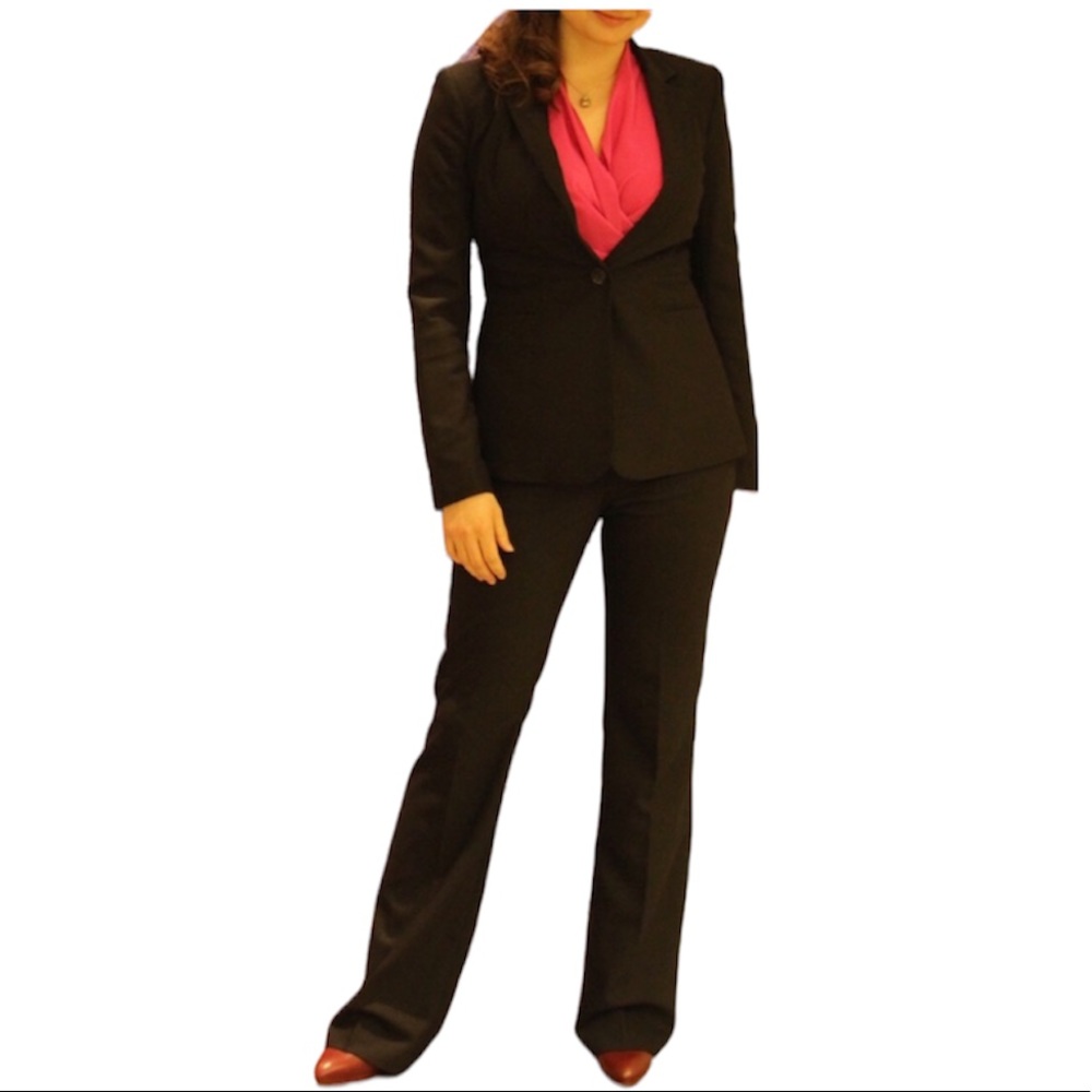 Mexx Black Pant Suit With Fitted Blazer and Flared Pants Size 6